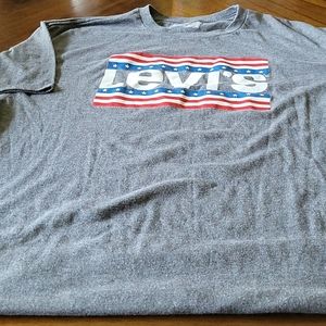 Men's Levi's USA Flag Pattern Short Sleeve Shirt